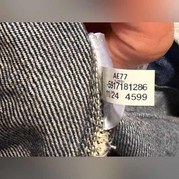 AE77 Premium Super Wide Side Stripe Jean - Picture 13 of 14